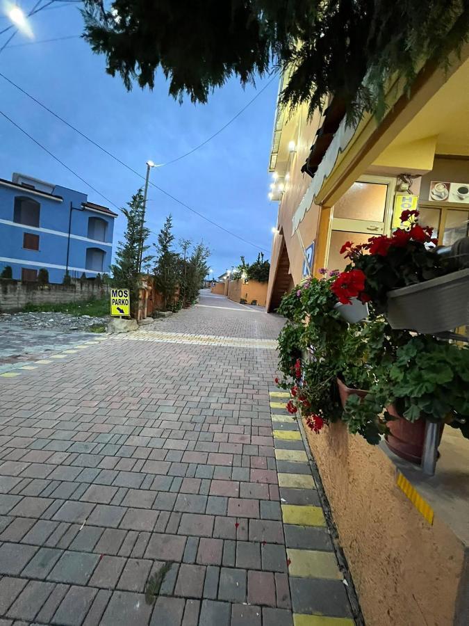 Hotel Ziku Durrës Exterior foto